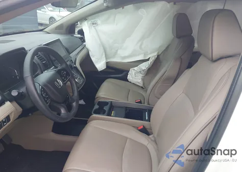 2023 Honda Odyssey Elite z USA, uszkodzony, nr VIN 5FNRL6H91PB008270